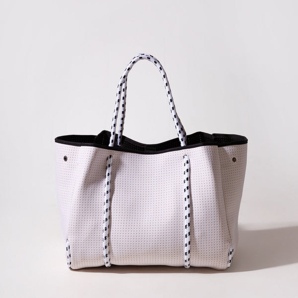 EVERYDAY TOTE FUTURE WHITE